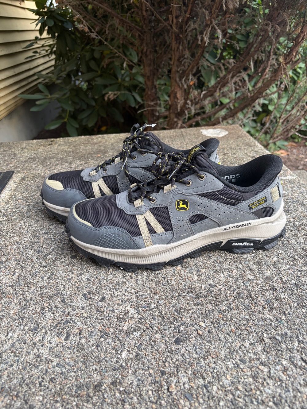 Skechers Slip-ins John Deere Relaxed Fit: Equalizer 5.0 Trail - Orchard ST